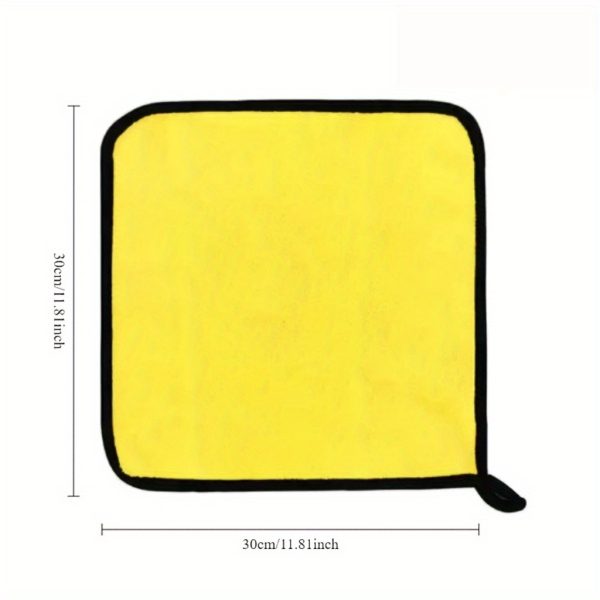 27pcs of 11.81x11.81inch microfiber car- cleaning towels. These are car- cleaning towels with a double- sided design for car washing. They offer efficient cleaning and are ideal for wiping cars. - Image 7